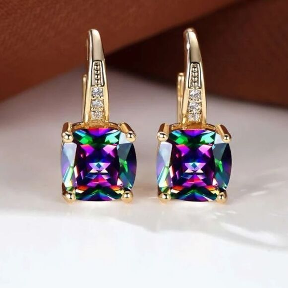 ✨✨🆕✨ Elegant Plated Purple Iridescent Simulated Gem Drop Earrings✨ - Picture 4 of 10